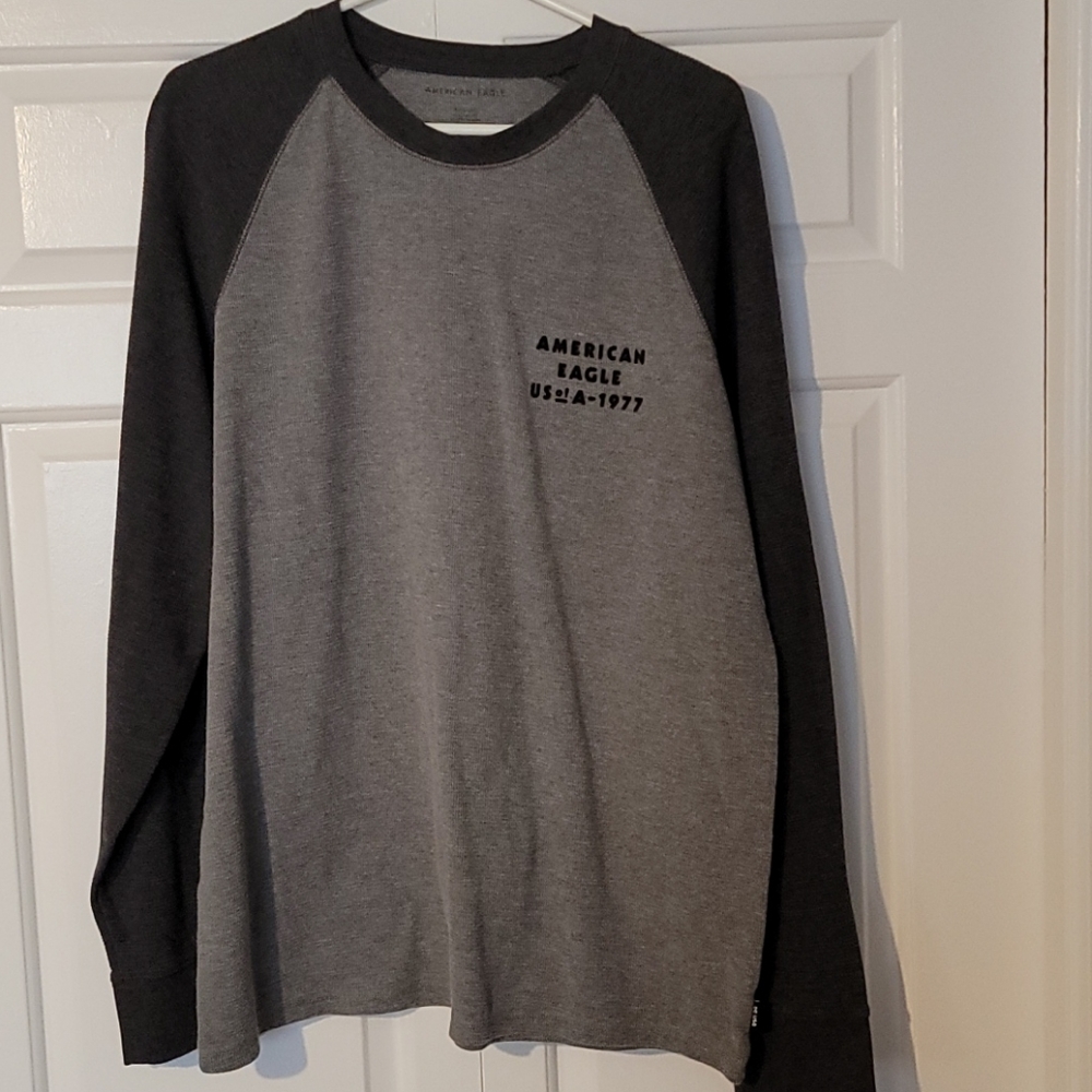 American Eagle mens sweater.